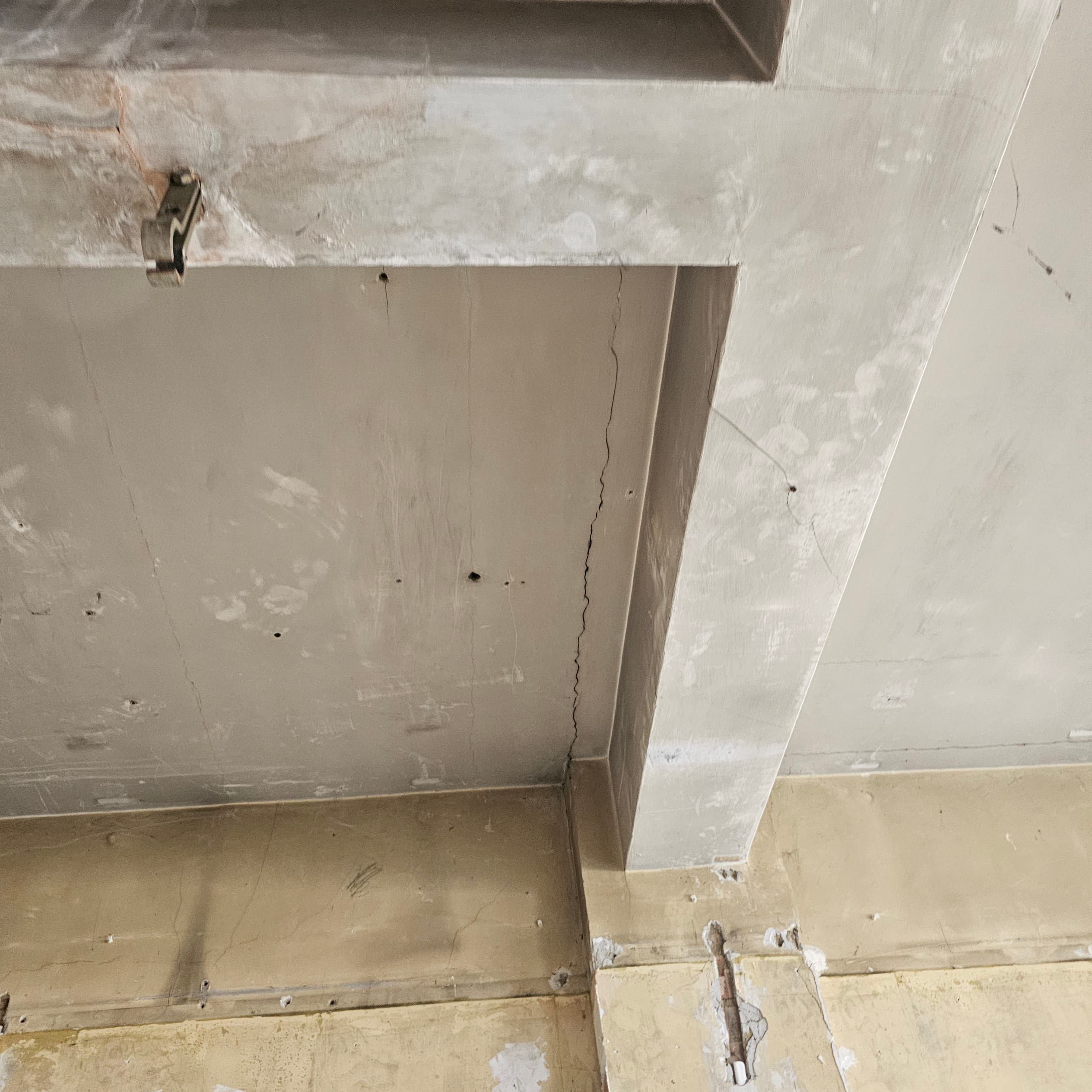 Defect Reports by Dawes & Co — a commercial surveyor on site